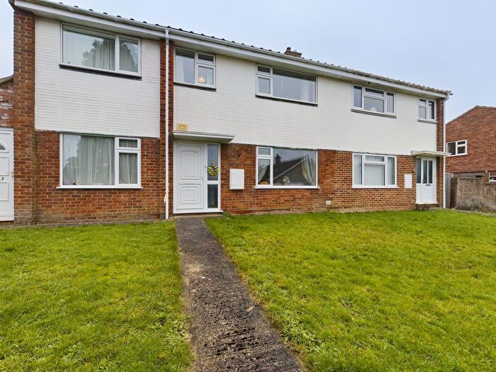 3 Bedroom Terraced House To Rent In The Chase, Cashes Green, Stroud, GL5