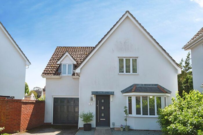 4 Bedroom Detached House For Sale In Manor Farm Close, Haverhill, CB9