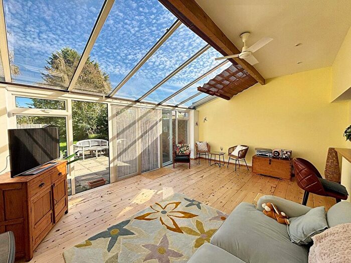 3 Bedroom Semi-Detached House For Sale In Gravel Close, Downton, SP5