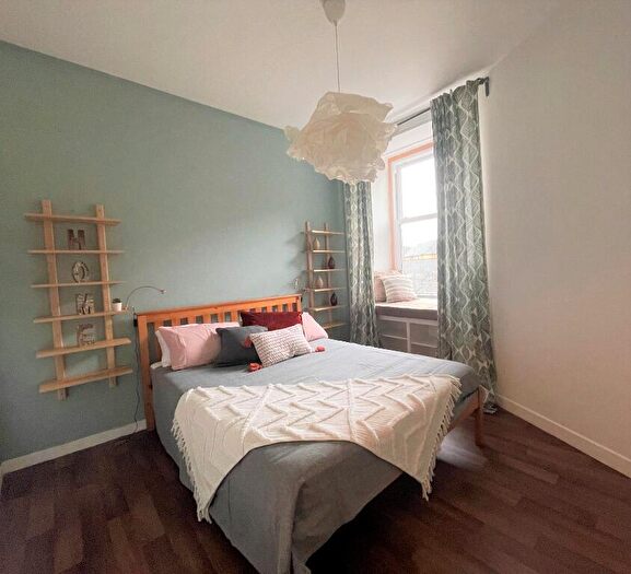 1 Bedroom Flat To Rent In Paisley Road West, Cessnock, Glasgow, G51