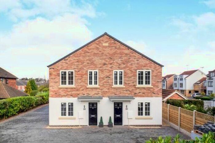 2 Bedroom Property To Rent In Elizabeth House, Nottingham, NG12