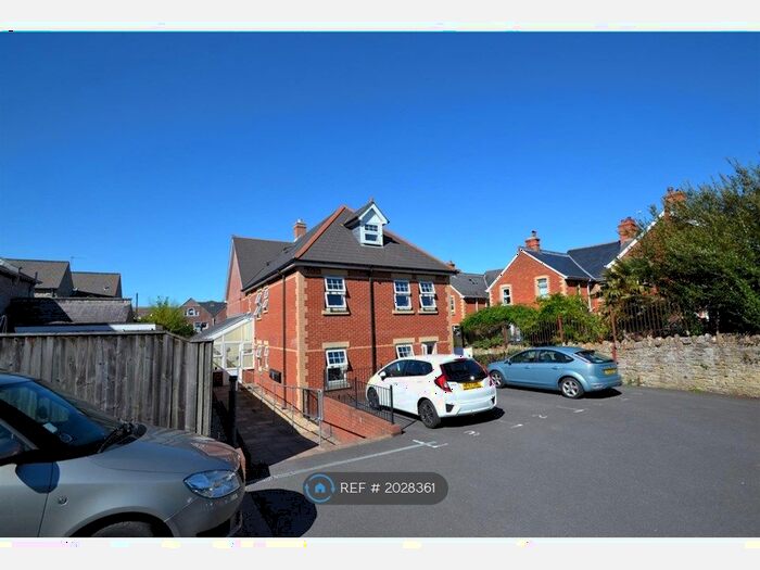 3 Bedroom Flat To Rent In Argyle Court, Swanage, BH19