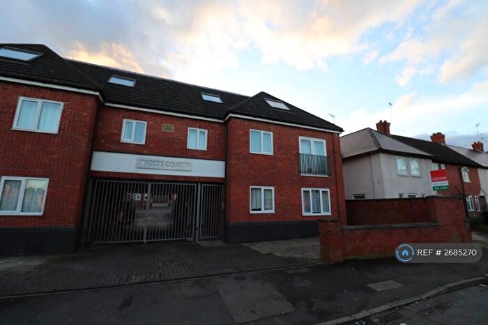 1 Bedroom Flat To Rent In Poets Court, Northampton, NN2