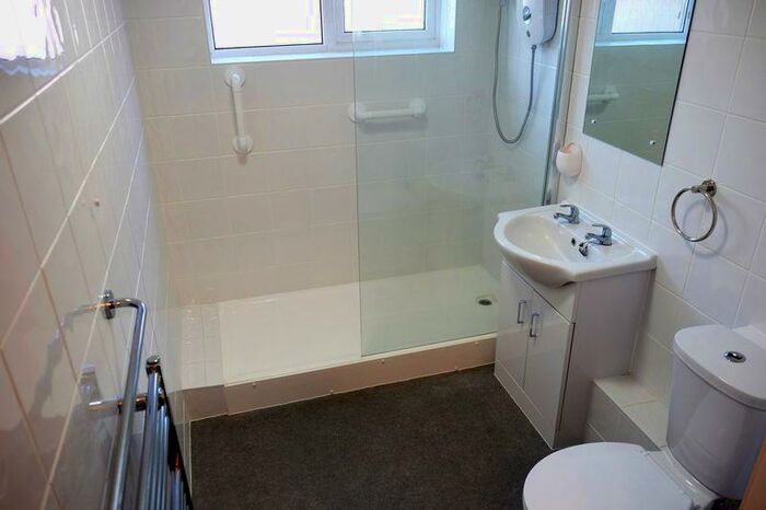 1 Bedroom Flat To Rent In Kimbolton Court, Cobden Avenue, Peterborough, PE1