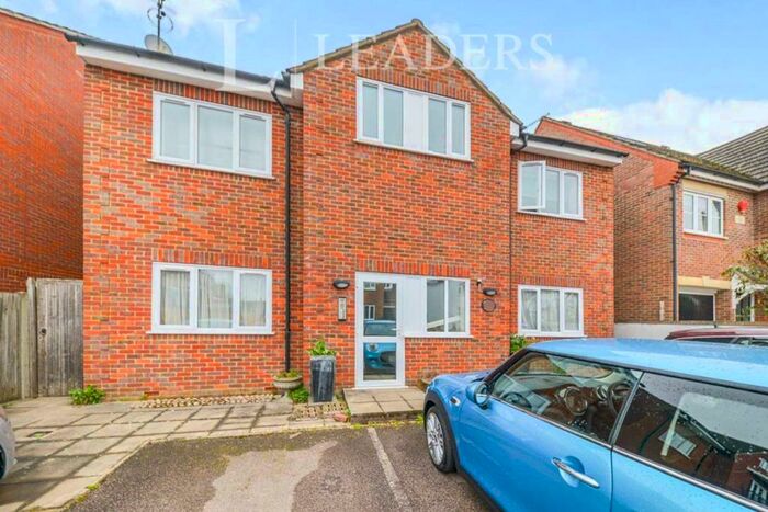 1 Bedroom Flat To Rent In Hedley Road, AL1