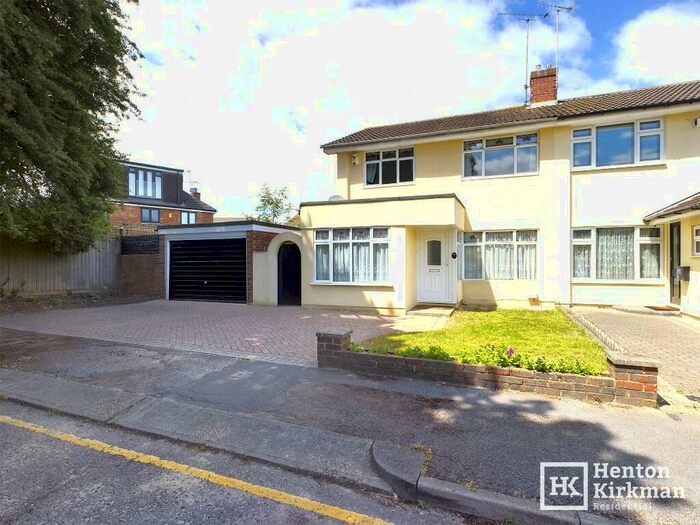 4 Bedroom Semi-Detached House To Rent In Martin Close, Billericay, Essex, CM11