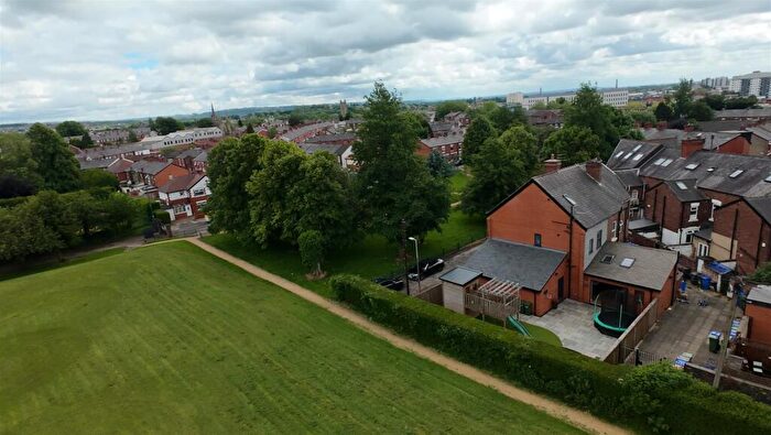 3 Bedroom End Of Terrace House For Sale In Brassey Street, Ashton-Under-Lyne, OL6