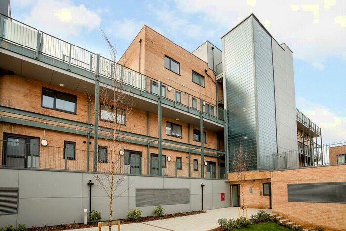 2 Bedroom Duplex To Rent In Flamsteed Close, Cambridge, CB1