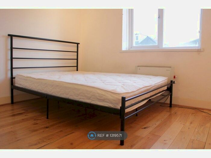 Studio To Rent In Islington, London N1