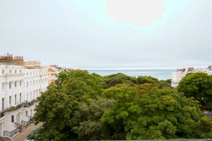 2 Bedroom Apartment To Rent In Sussex Square, Brighton, BN2