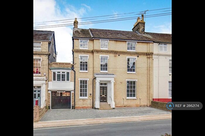 2 Bedroom Flat To Rent In The Lighthouse, Ipswich, IP1