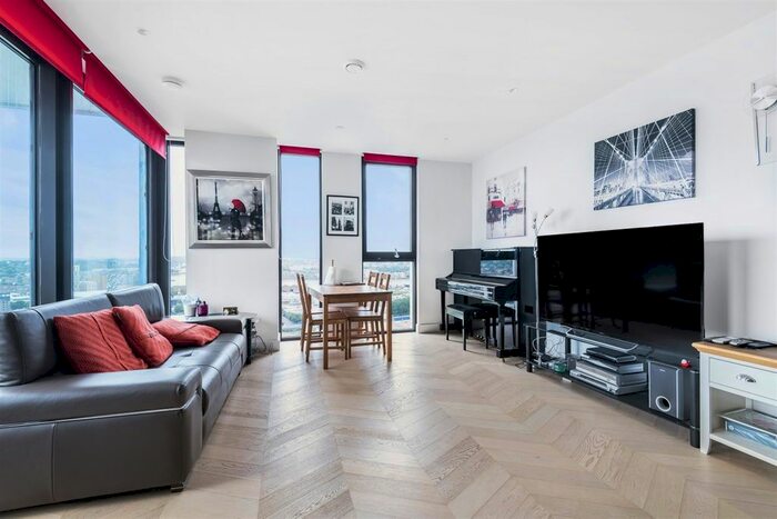 2 Bedroom Flat To Rent In The Waterman, Tidemill Square, Lower Riverside, Greenwich Peninsula, SE10