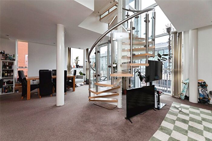 2 Bedroom Property To Rent In Aegean Apartments, Western Gateway, Western Gateway, E16