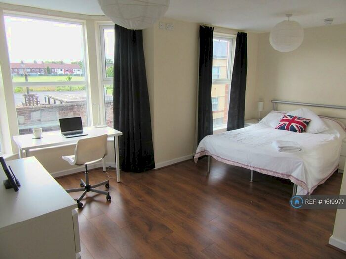 6 Bedroom End Of Terrace House To Rent In Penny Lane, Liverpool, L18