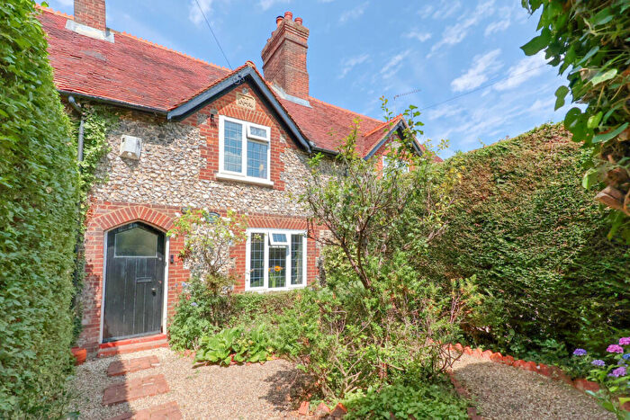 2 Bedroom Terraced House For Sale In Marlow Road, High Wycombe, HP11