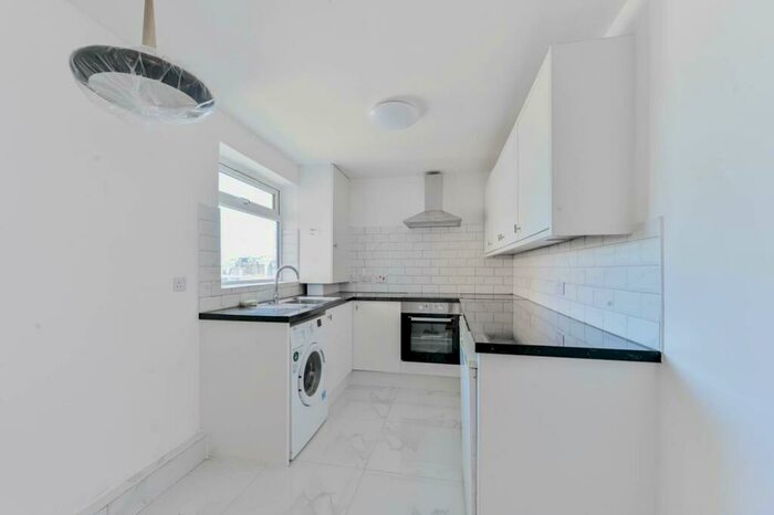 1 Bedroom Flat To Rent In Nightingale Road, , Wood Green, London, N22