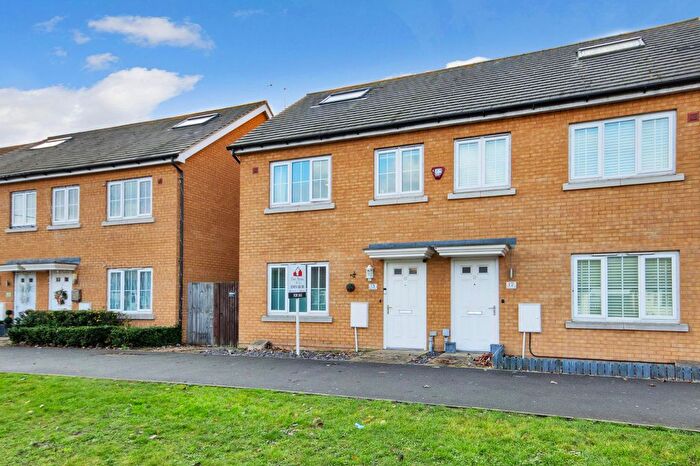 3 Bedroom Semi Detached House For Sale In The Chase, Main Road, Longfield, Kent, DA3