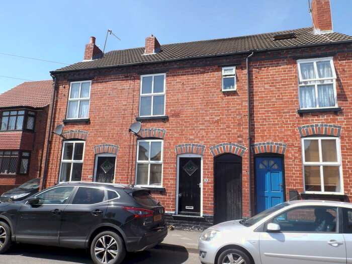 2 Bedroom House To Rent In New Street, Quarry Bank, DY5