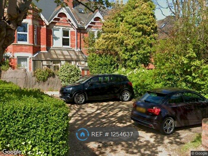 1 Bedroom Flat To Rent In Poole Road, Poole BH12
