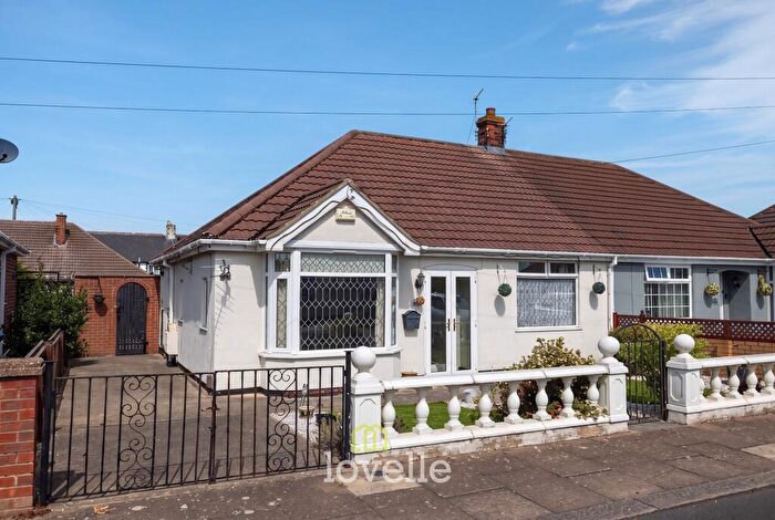 2 Bedroom Semi-Detached Bungalow For Sale In Malvern Avenue, Grimsby, DN33