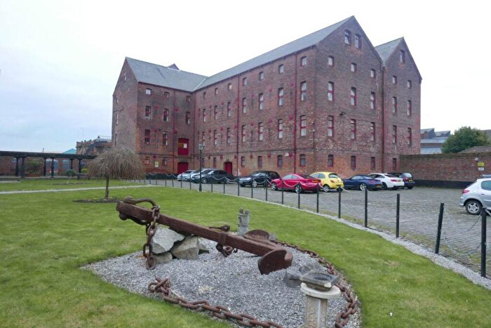 1 Bedroom Flat To Rent In Flat, Lister Court, High Street, Hull, HU1