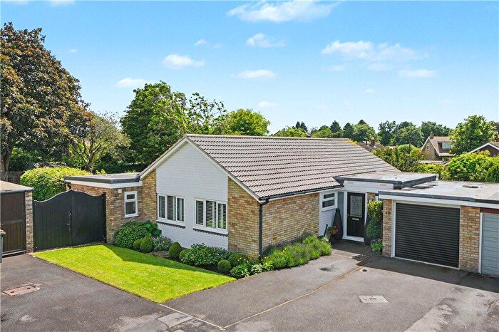 4 Bedroom Bungalow For Sale In Mallorie Close, Ripon, North Yorkshire, HG4