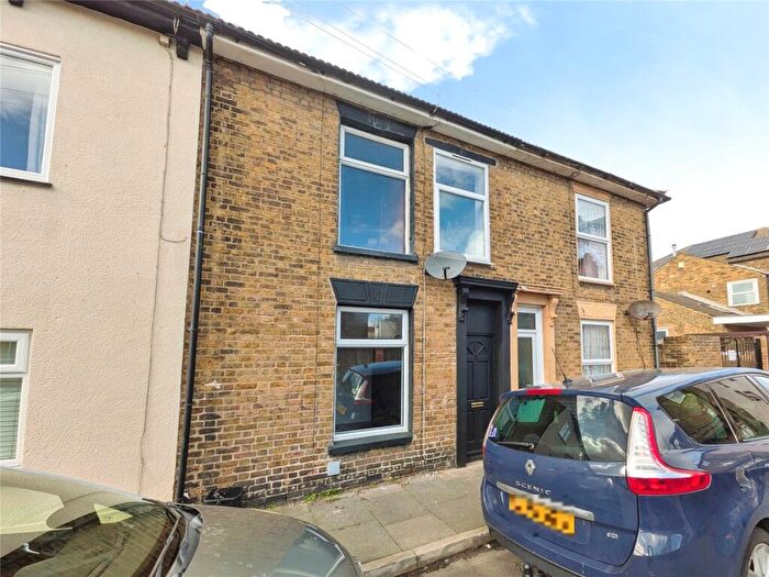 3 Bedroom Terraced House For Sale In Alexandra Road, Sheerness, Kent, ME12