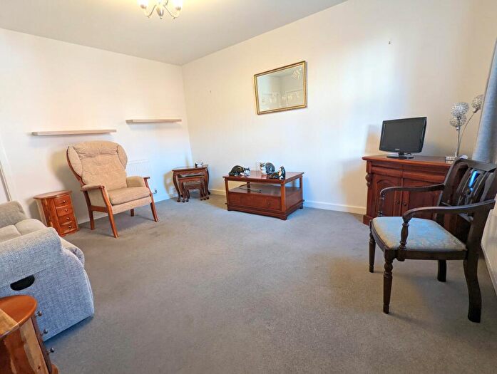 2 Bedroom Semi-Detached House For Sale In Dart Avenue, Topsham, Exeter, EX2