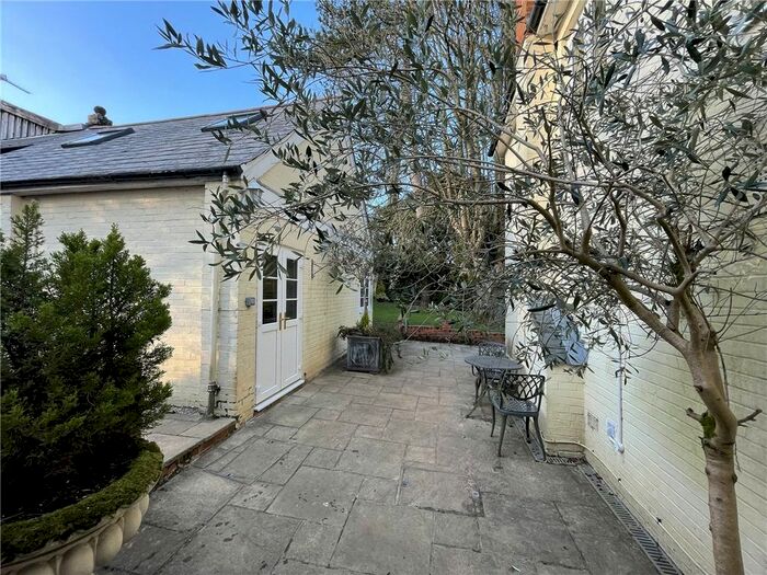 1 Bedroom Detached House To Rent In Cheesedown Farm, Steventon, Basingstoke, Hampshire, RG25