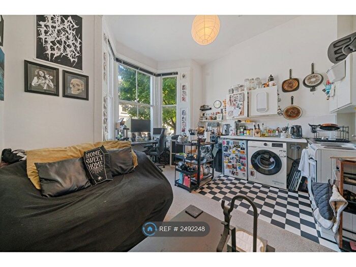 1 Bedroom Flat To Rent In London, London, N6