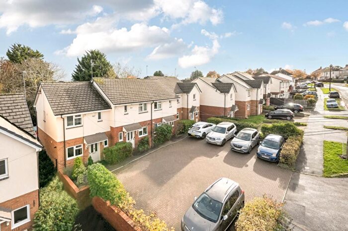 2 Bedroom Terraced House For Sale In Banbury, Oxfordshire, OX16