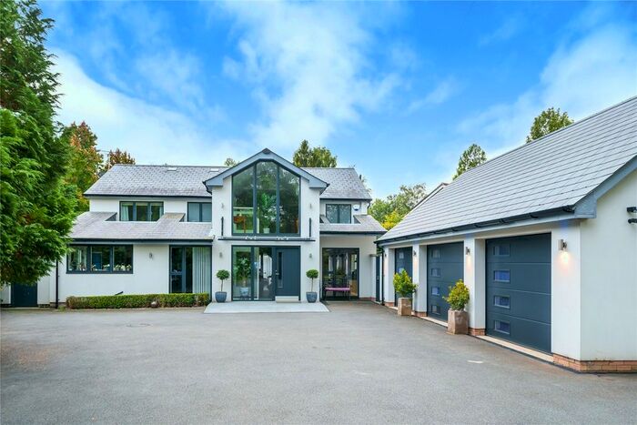 4 Bedroom Detached House For Sale In Fox Corner, Worplesdon, Surrey, GU3