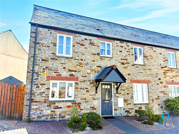 3 Bedroom Semi-Detached House For Sale In Goonbarrow Meadow, Bugle, PL26