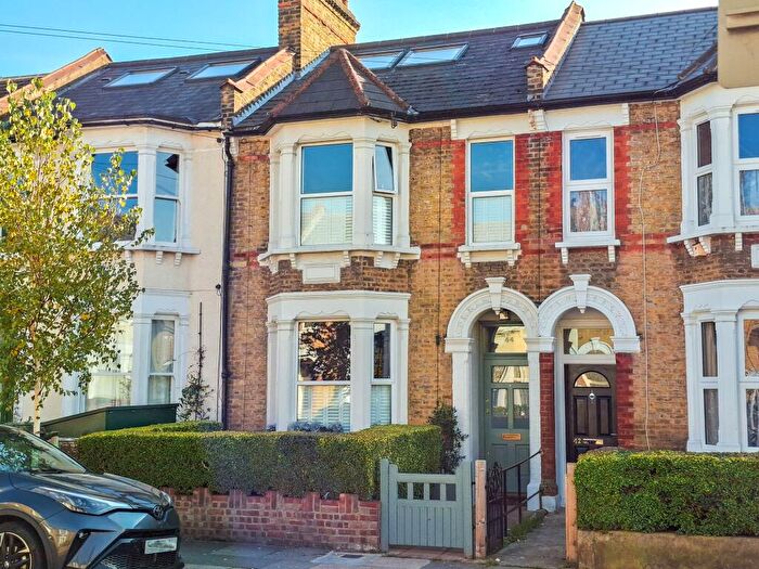 5 Bedroom Terraced House For Sale In Honley Road, Catford, SE6