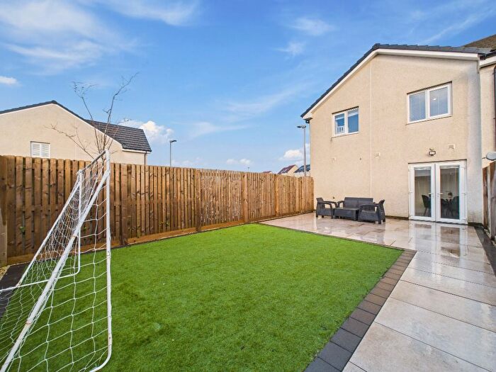 3 Bedroom Terraced House For Sale In Causeypike Drive, Jackton, East Kilbride, G75