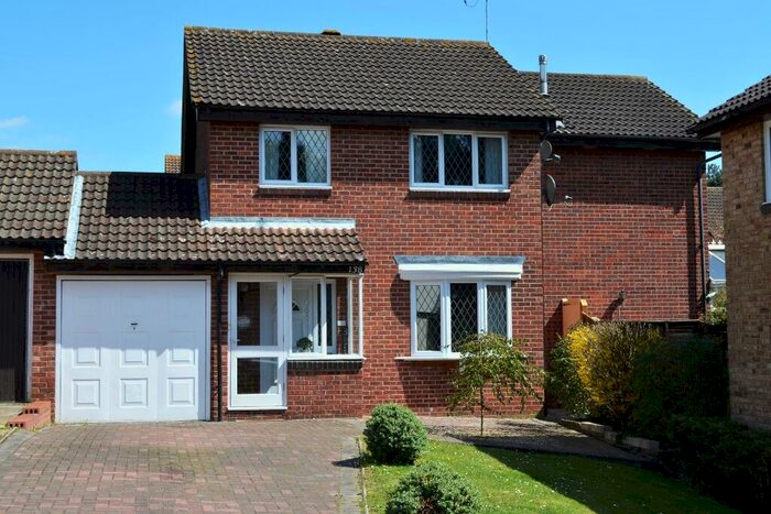 4 Bedroom Detached House To Rent In Raedwald Drive, Moreton Hall, Bury St Edmunds, IP32