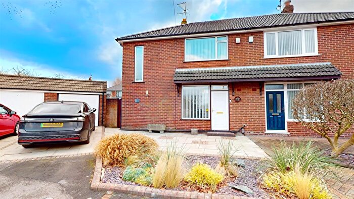 3 Bedroom Semi Detached House For Sale In Windlebrook Crescent, Windle, St Helens, WA10