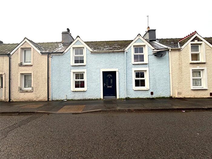 2 Bedroom Terraced House For Sale In Railway Terrace, Goodwick, Pembrokeshire, SA64