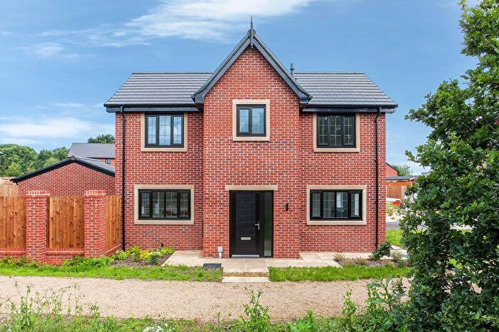 3 Bedroom Detached House For Sale In Violet Close, Congleton, CW12