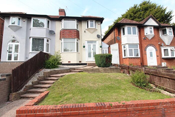 3 Bedroom Semi-Detached House For Sale In Bilton Grange Road, Birmingham, West Midlands, B26