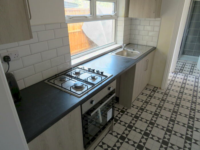 2 Bedroom Terraced House To Rent In Tat Bank Road, Oldbury, B69