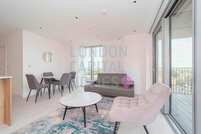 Studio To Rent In Jacquard Point, The Silk District, London, E1