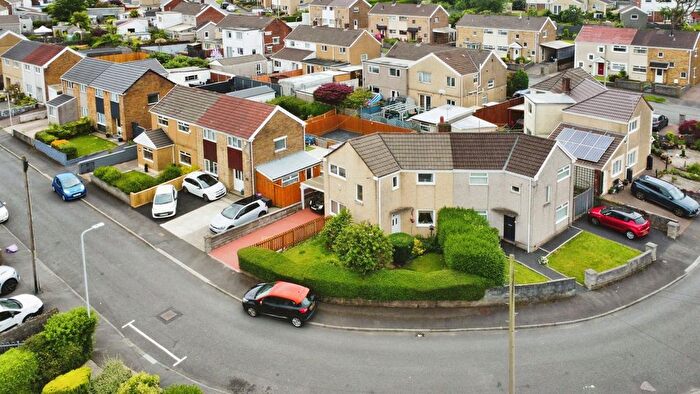 2 Bedroom Semi-Detached House For Sale In Bronllan, Winch Wen, Swansea, West Glamorgan, SA1