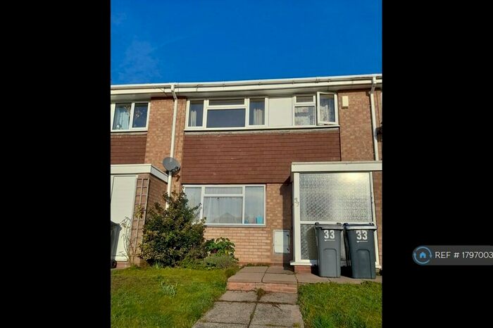 3 Bedroom Terraced House To Rent In Wentworth Way, Birmingham, B32