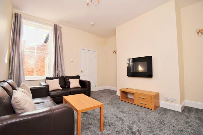 3 Bedroom Flat To Rent In Tavistock Road, Newcastle Upon Tyne, NE2