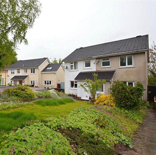 2 Bedroom Semi-Detached House To Rent In Crescent Close, Cowbridge, Vale Of Glamorgan, CF71