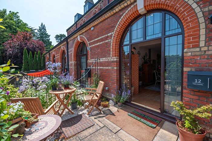 1 Bedroom Flat For Sale In The Chapel, Chartham, CT4