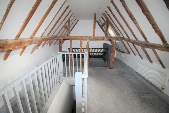 2 Bedroom Flat To Rent In High Street, Old Harlow, CM17