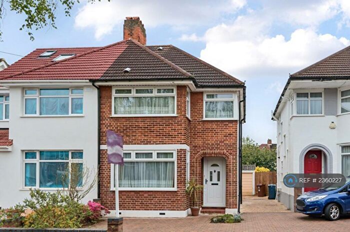 3 Bedroom Semi-Detached House To Rent In Stanmore, Stanmore, HA7