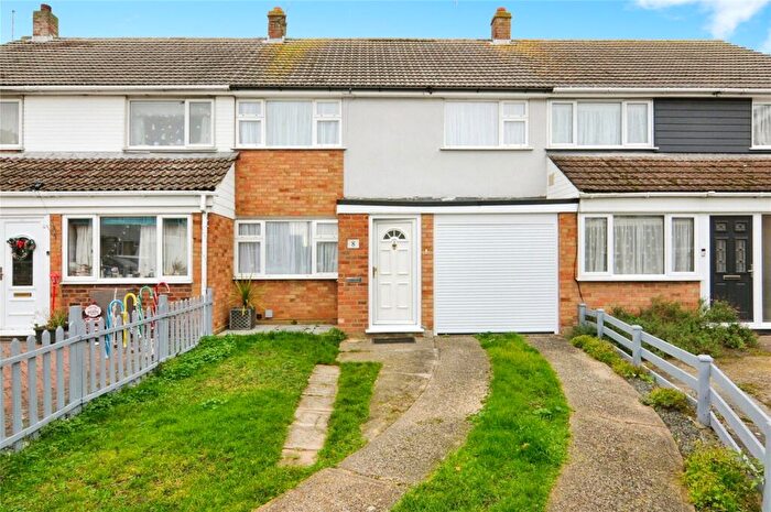 3 Bedroom Terraced House For Sale In Bramley Close, Braintree, Essex, CM7